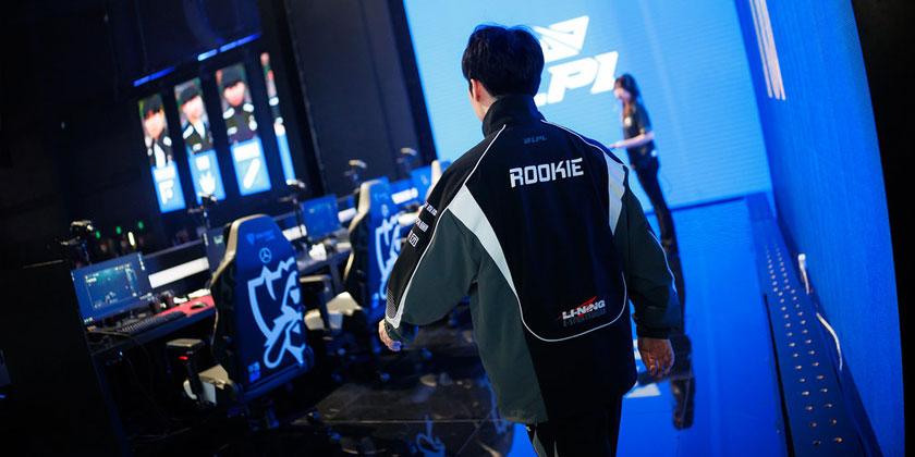 Mercato LoL : Invictus Gaming affiche un roster complet pour la LPL 2026