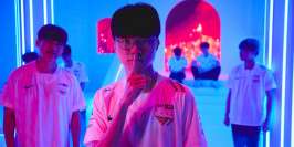 Faker et T1 fêtent leur retour aux Worlds avec une victoire