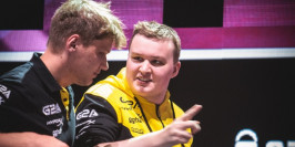 Après six ans chez NAVI, flamie est libéré de son contrat