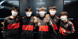 T1 bat DWG KIA et reste la seule équipe invaincue en LCK