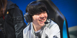 Rookie bat le record d'Uzi avec 2646 kills au compteur
