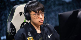 Xiaohu, le midlaner des RNG, est accusé de mauvais traitements et d'avortement forcé par son ex-compagne