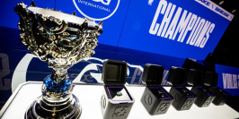 Les EDG ont reçu leur bague de champion des Worlds 2021 au cours d'une cérémonie spéciale