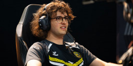 Mercato LoL : Vitality confirme Carzzy pour la saison 2026