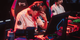Worlds 2026 : la Karmine Corp perd son duel contre BLG et jouera sa survie au Round 4