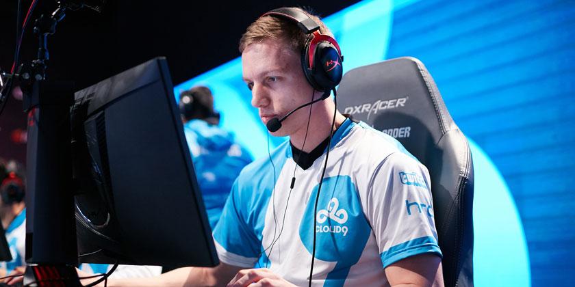 T1 ENVOIE SKADOODLE SUR LE BANC