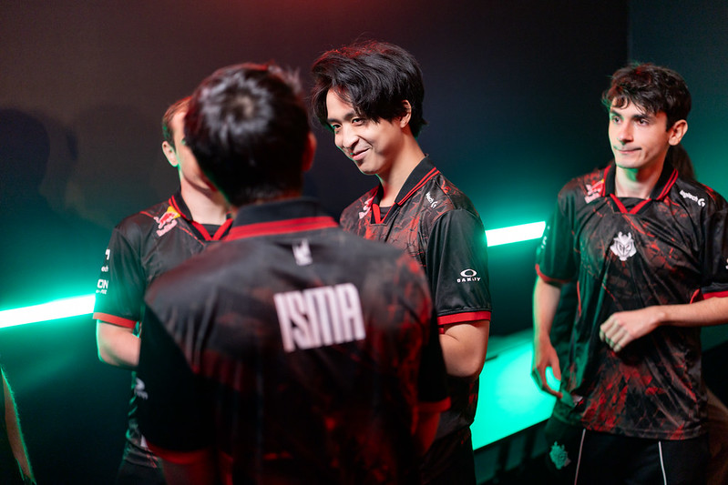 G2 Hans Sama et ses coéquipiers