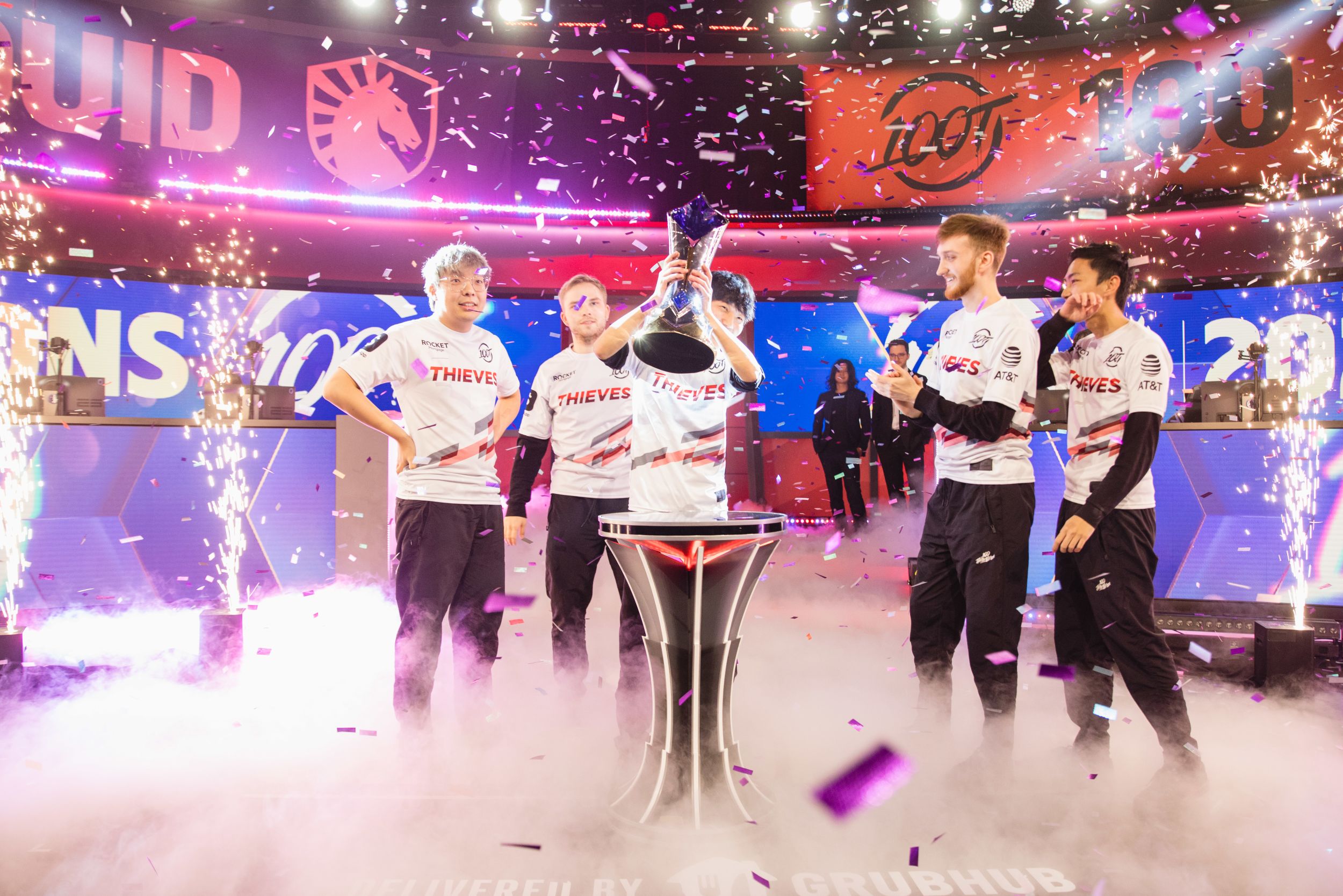 100 Thieves remporte LCS Championship 2021 @RiotGames