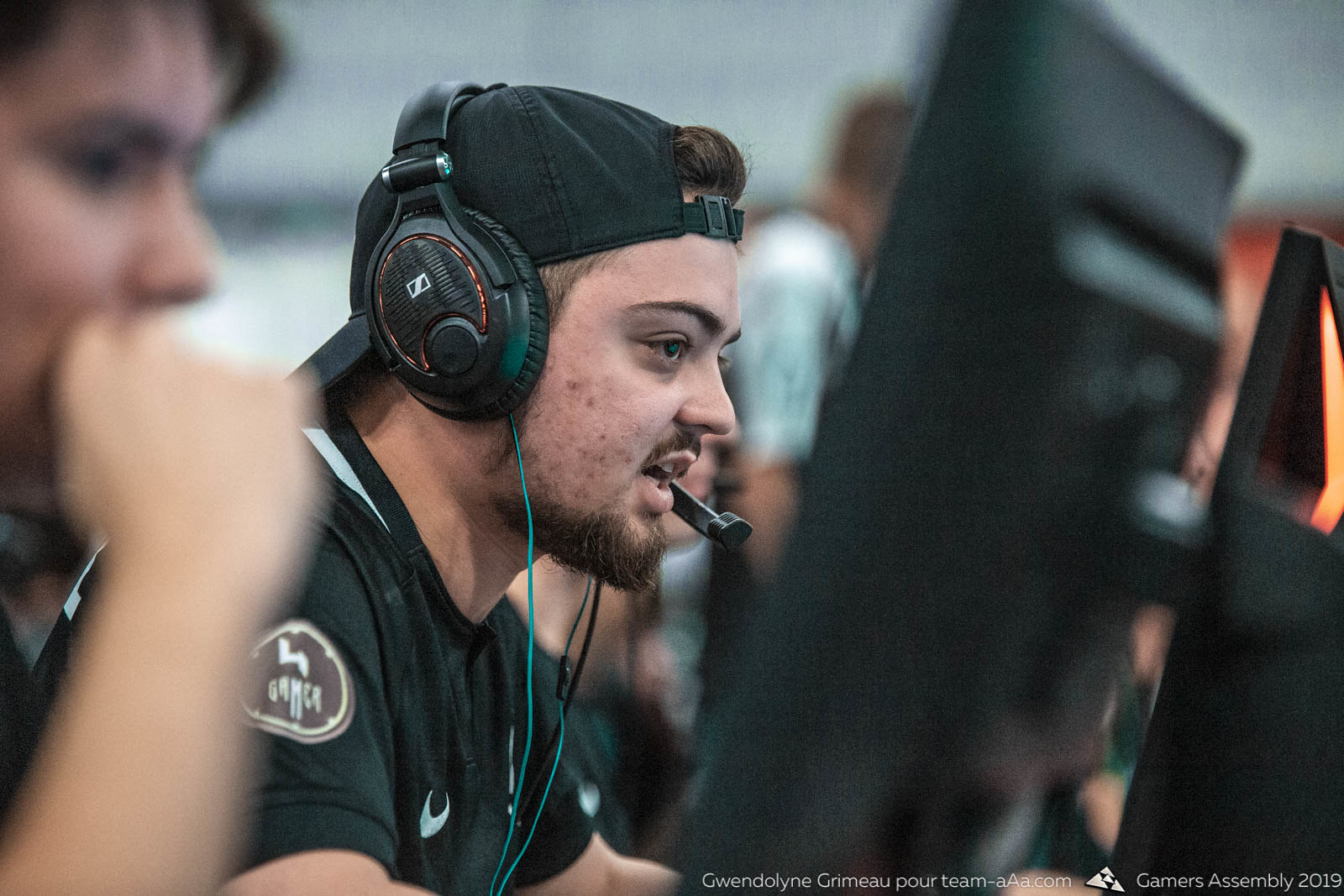 26272641227_72a994b79e_z