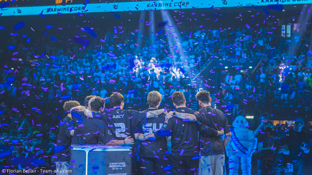 Le public et la Karmine Corp au Major Rocket League de Paris 2026